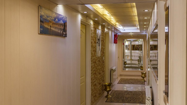 فضای داخلی هتل هتل کارون اصفهان